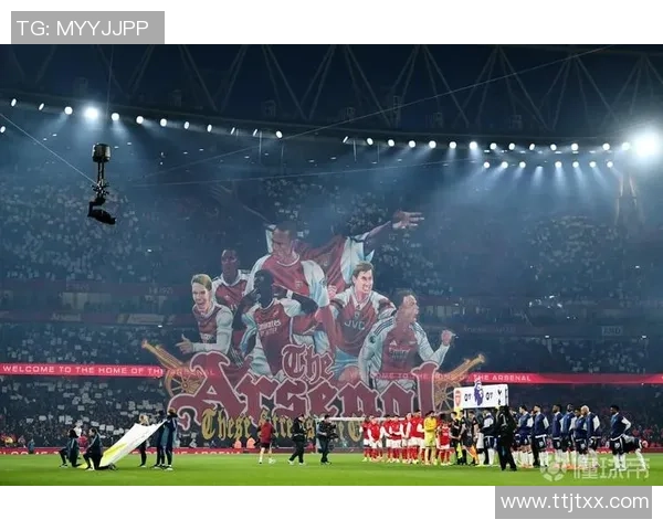 足球明星亲临NBA现场观赛引发球迷热议与互动盛况 足球明星亲临NBA现场观赛引发球迷热议与互动盛况